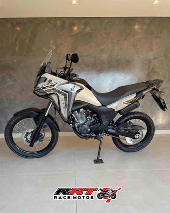 HONDA XRE 300 SAHARA ADVENTURE 